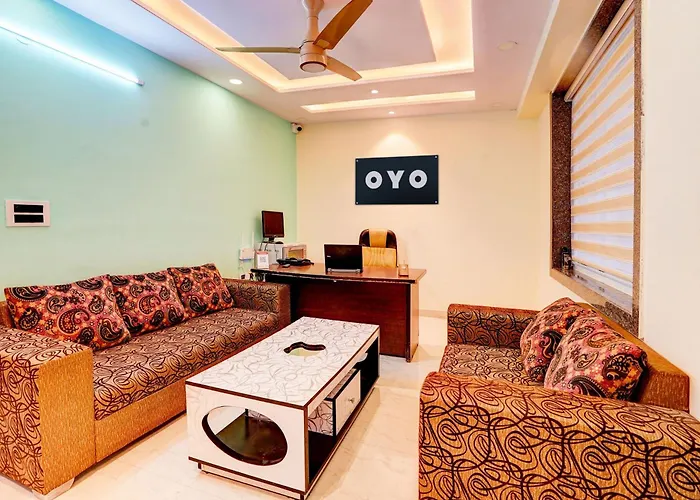 Spot On Aradhana Home Stay