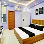 Spot On Aradhana Home Stay